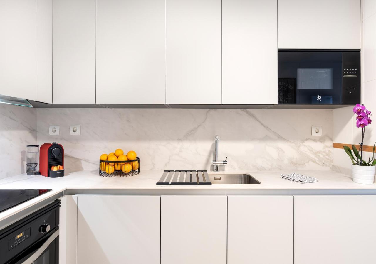Ayala By Flatsweethome *